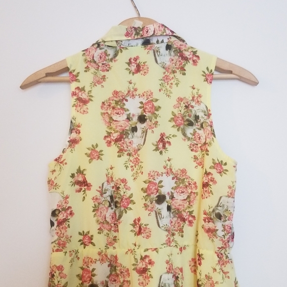 Skulls & Roses high-low button down dress - Picture 5 of 6